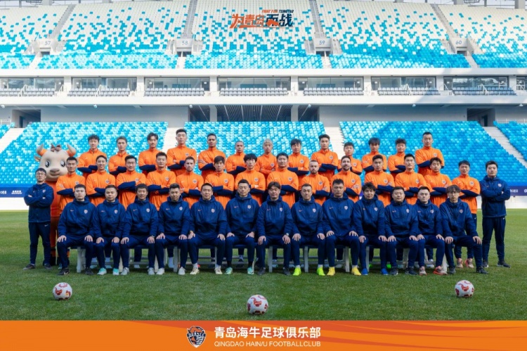 青島海牛一線隊名單：老將鄭龍、薩里奇坐鎮(zhèn)，金洋洋等新援在列