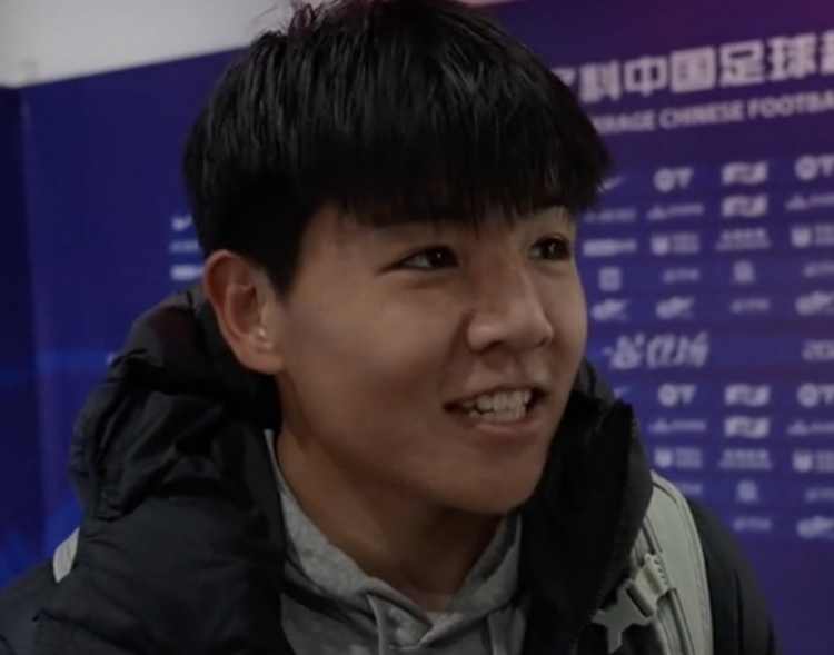 首次入選國足后決定保密，徐彬：希望這次我可以為國足做點什么
