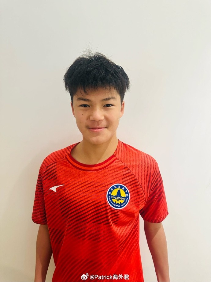 博主：劉凱源本賽季西班牙加泰U16優(yōu)選聯(lián)賽首發(fā)18次，已打入9球