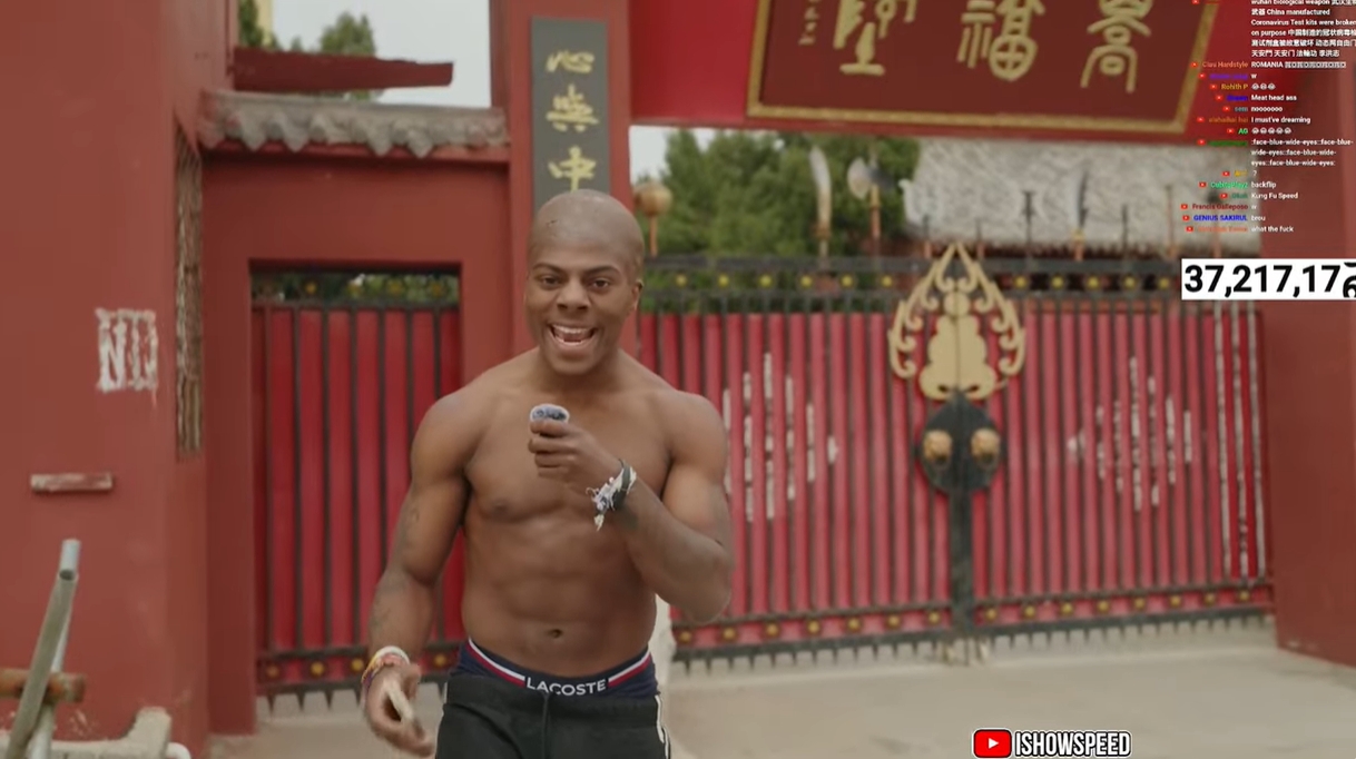 光頭造型！Speed中國(guó)行來到鄭州少林寺，上香拜佛學(xué)功夫