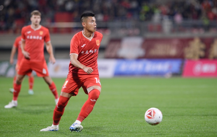 重慶銅梁龍官方：程燁桐傷缺2-3周，黃希揚(yáng)傷缺1周