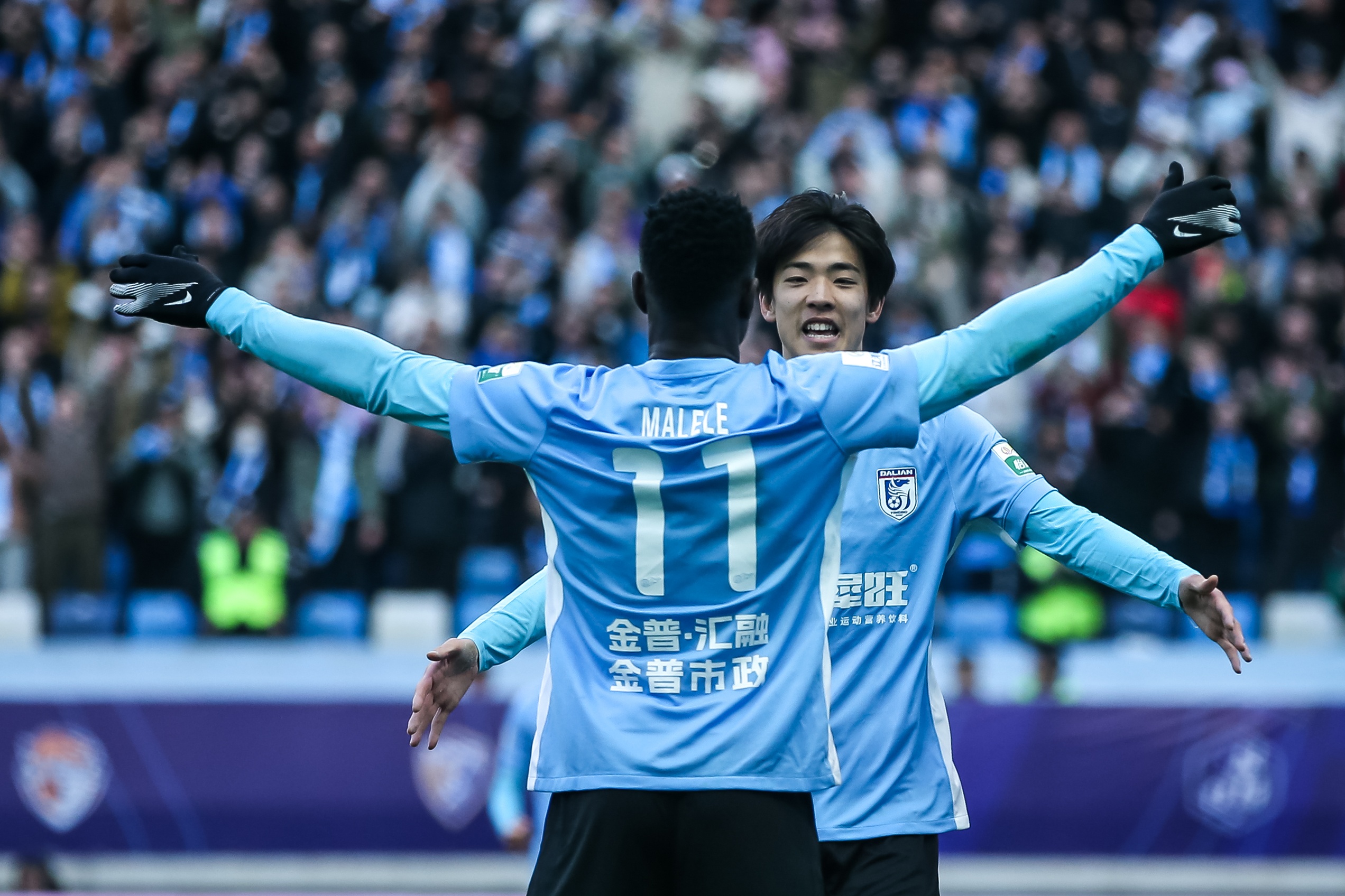 青春風暴刮起來！19歲朱鵬宇&18歲王鈺棟處子球 19歲李新翔1射2傳